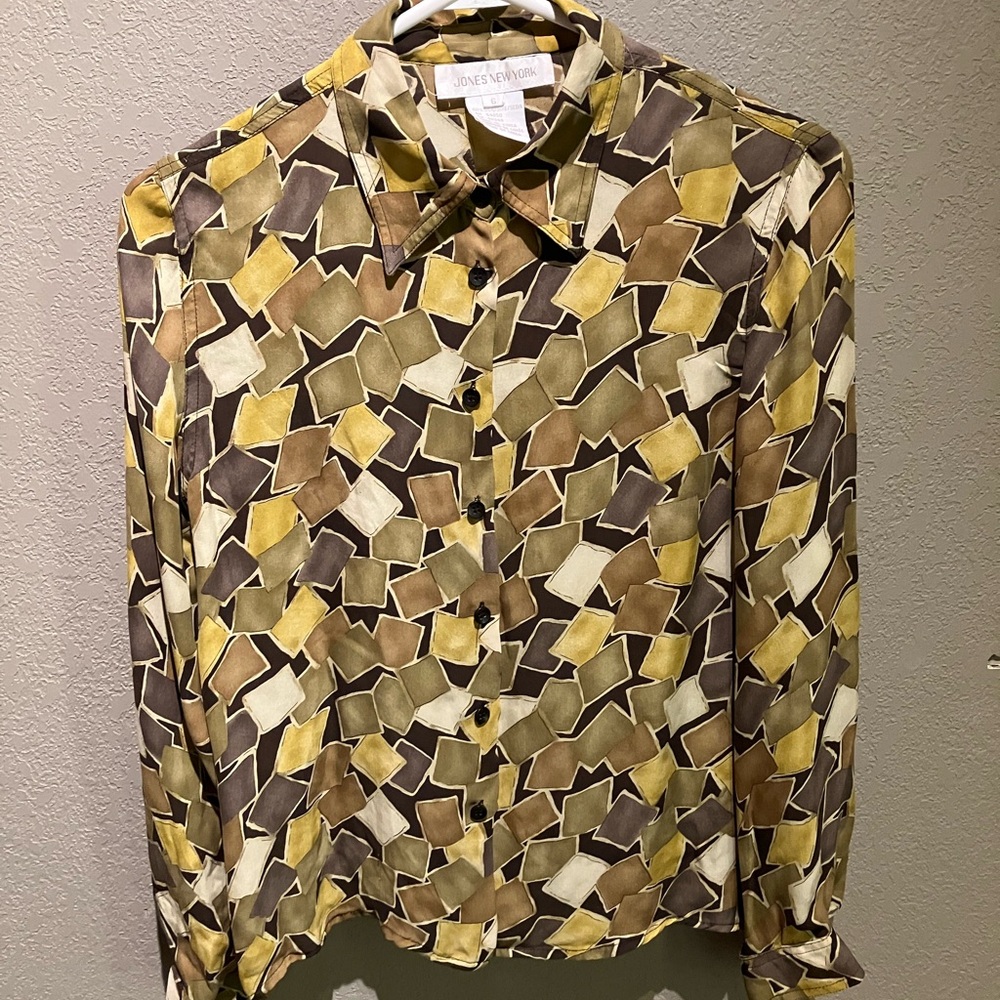 Jones New York Yellow Green and Brown 100% silk  Button Down Shirt sz 6